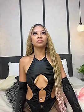 JenniferHillss online show from January 2026 08:25:01 PM