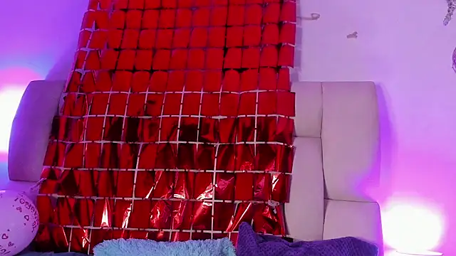 Hanna cooperr online show from February 2026 03:03:02 AM