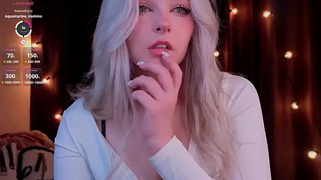 Snapshot of ShyniAlice chatting on February 2026 04:27:01 AM ShyniAlice online show from February 2026 04:27:01 AM