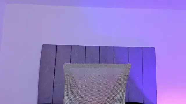 Adonys Lewis  online show from May 2026 05:26:01 AM