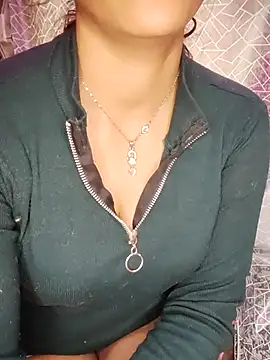 Snapshot of Lusty_rani56 chatting on January 2026 03:22:01 AM Lusty rani56 online show from January 2026 03:22:01 AM