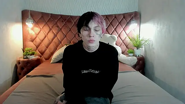 MikkiBev online show from January 2026 07:26:02 PM