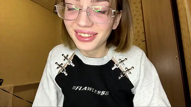 KerieDitti online show from January 2026 02:10:01 PM