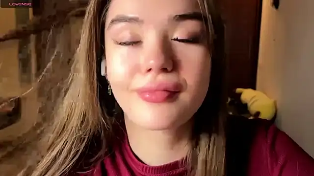 LubaSeirers online show from April 2026 03:16:01 PM