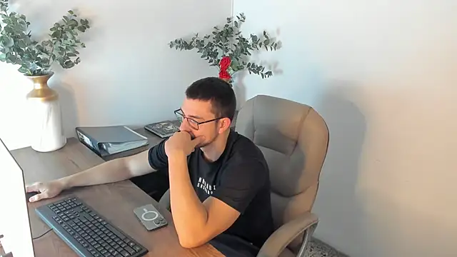 Snapshot of Jay_Grip chatting on February 2026 02:17:02 PM Jay Grip online show from February 2026 02:17:02 PM