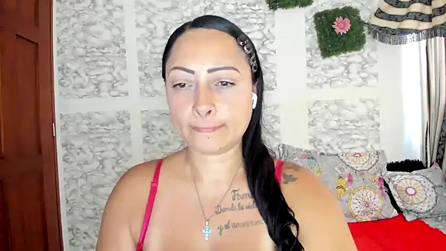 XXXStephanie XXX online show from May 2026 09:49:02 PM