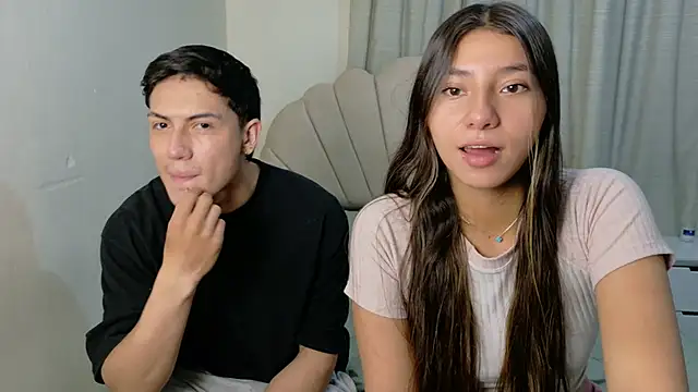Snapshot of ScarlettAndLucas chatting on May 2026 12:05:01 AM ScarlettAndLucas online show from May 2026 12:05:01 AM