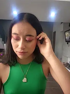 l0lita emi online show from February 2026 03:08:02 PM