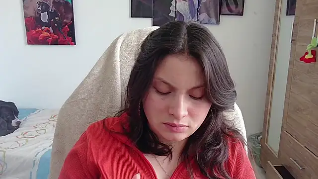 Snapshot of yessica_gomez01 chatting on May 2026 08:28:02 PM yessica gomez01 online show from May 2026 08:28:02 PM