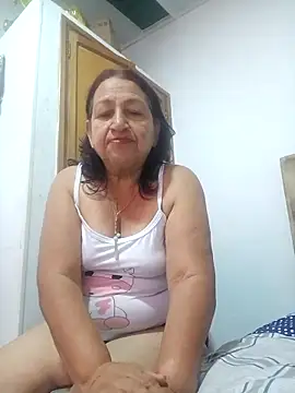 Snapshot of DaisyPassio chatting on February 2026 01:24:01 AM DaisyPassio online show from February 2026 01:24:01 AM