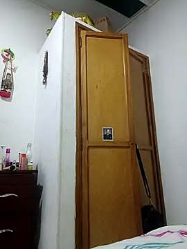 Snapshot of DaisyPassio chatting on February 2026 02:31:02 AM DaisyPassio online show from February 2026 02:31:02 AM