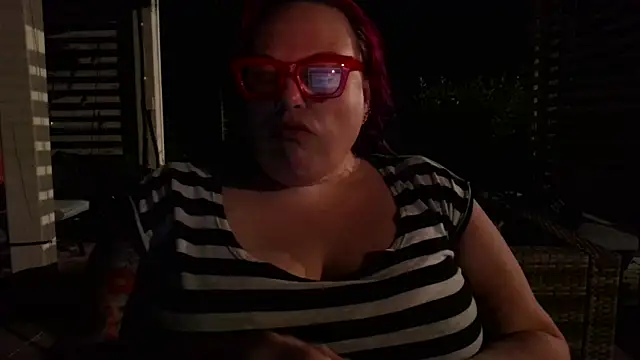 Snapshot of theUnihorniest chatting on June 2026 04:05:01 AM theUnihorniest online show from June 2026 04:05:01 AM