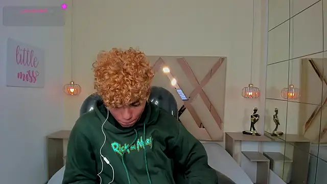 Anyelo Twink online show from July 2026 04:32:02 AM