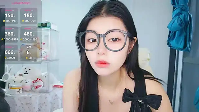 -XiaoYu-777 online show from April 2026 09:03:02 AM