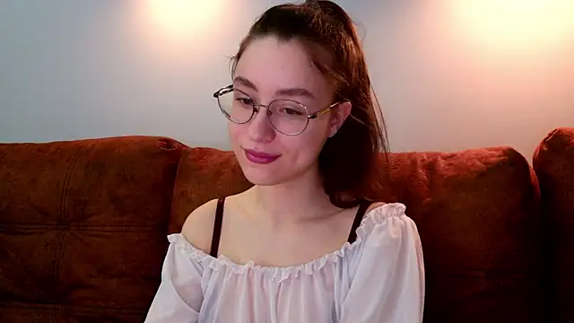 Snapshot of classy____ chatting on April 2026 10:09:02 AM classy online show from April 2026 10:09:02 AM