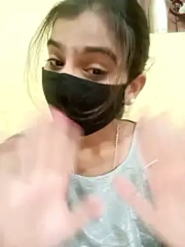 hotyjiyaaaa online show from February 2026 02:45:01 PM