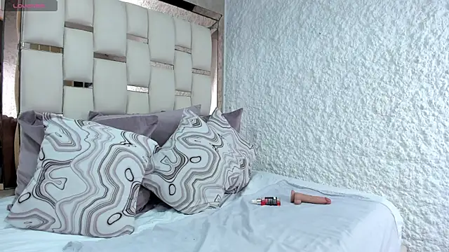 charolnox online show from March 2026 01:35:02 PM