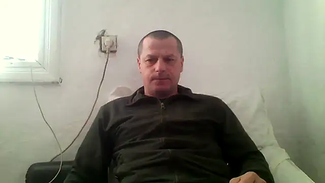 Snapshot of Ivan9iutt chatting on January 2026 08:18:01 AM Ivan9iutt online show from January 2026 08:18:01 AM