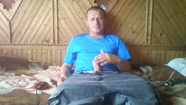 Snapshot of Ivan9iutt chatting on May 2026 04:13:02 PM Ivan9iutt online show from May 2026 04:13:02 PM