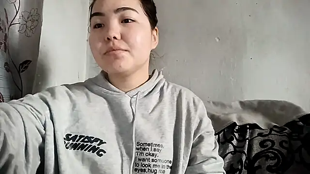 MollyAsian online show from February 2026 04:21:01 AM