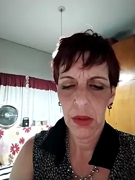 Juguetonafogosa5 online show from February 2026 09:49:02 PM