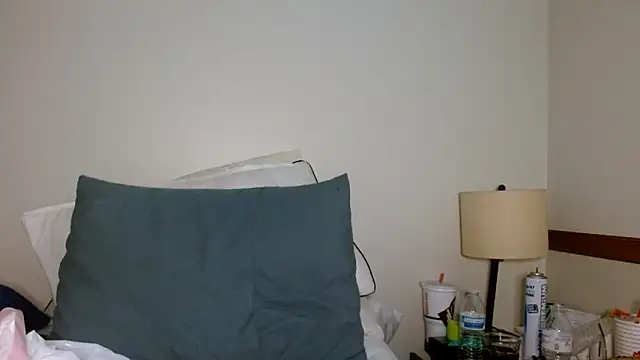 FrankieFuckMe online show from February 2026 12:31:01 PM