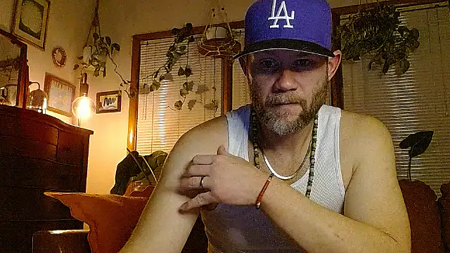 Snapshot of marcus_graves_13 chatting on January 2026 01:53:02 AM marcus graves 13 online show from January 2026 01:53:02 AM