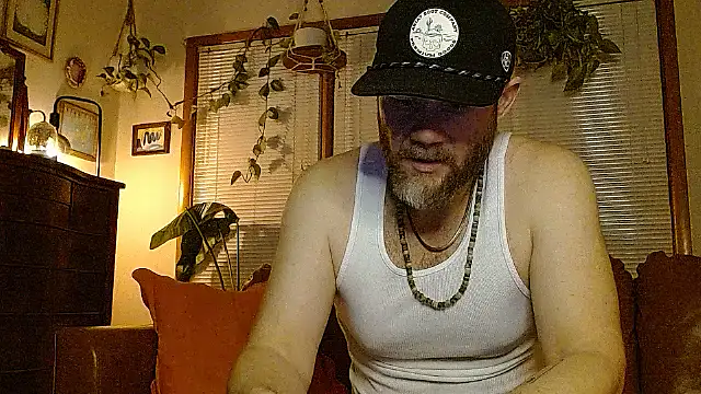 Snapshot of marcus_graves_13 chatting on March 2026 01:44:02 AM marcus graves 13 online show from March 2026 01:44:02 AM