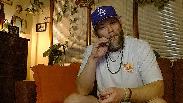 Snapshot of marcus_graves_13 chatting on March 2026 01:31:02 AM marcus graves 13 online show from March 2026 01:31:02 AM