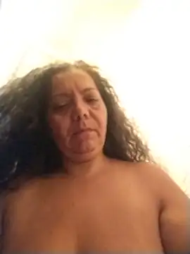 Gorditacarlota online show from May 2026 11:10:02 PM