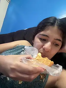 Snapshot of diosa_sofia19 chatting on June 2026 12:51:02 PM diosa sofia19 online show from June 2026 12:51:02 PM