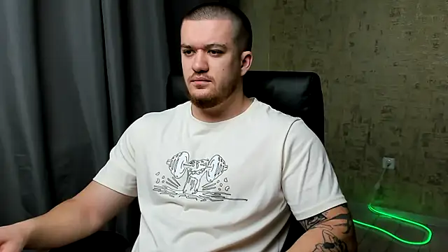 Snapshot of Well_boy chatting on February 2026 08:35:01 PM Well boy online show from February 2026 08:35:01 PM