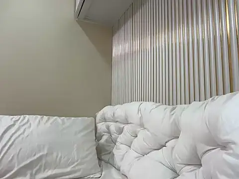 Snapshot of hyacinth30 chatting on February 2026 02:06:02 AM hyacinth30 online show from February 2026 02:06:02 AM