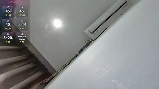 Mia-zhan online show from February 2026 11:48:01 AM