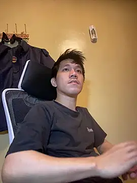 asian guy67 online show from February 2026 02:37:02 PM