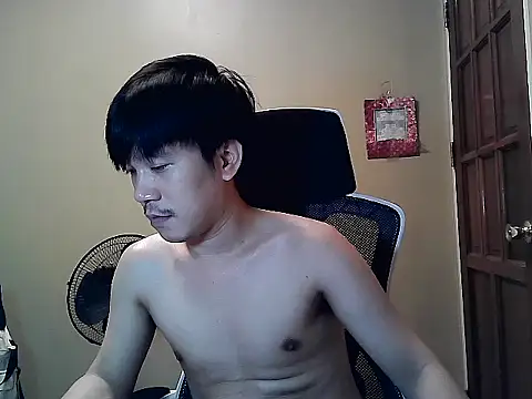Snapshot of asian_guy67 chatting on August 2026 04:50:01 PM asian guy67 online show from August 2026 04:50:01 PM