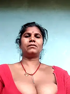 Hot di97 online show from April 2026 01:05:02 AM