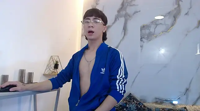 XanderGrey8 online show from April 2026 07:25:02 PM