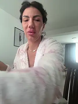 Missolevelvet online show from February 2026 07:28:01 AM