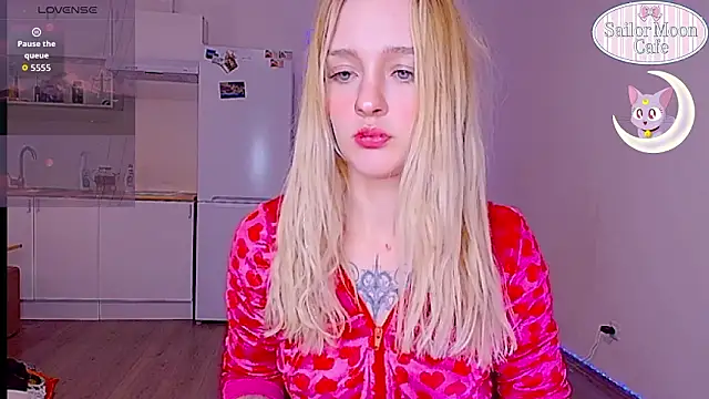 sailormoon666  online show from March 2026 03:23:01 AM