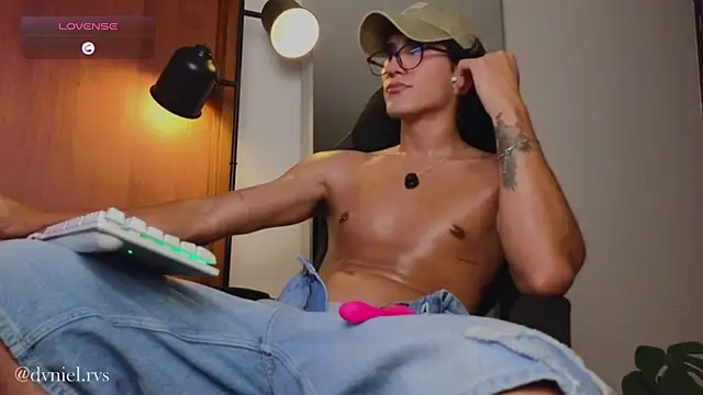 emilio rivs online show from June 2026 02:24:01 AM