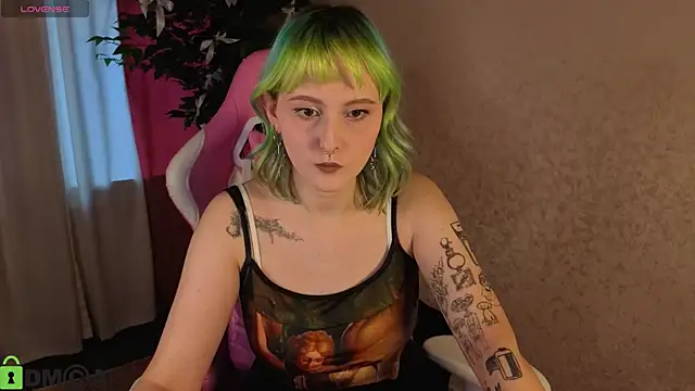 Snapshot of Roziett_Belle chatting on January 2026 09:13:01 AM Roziett Belle online show from January 2026 09:13:01 AM