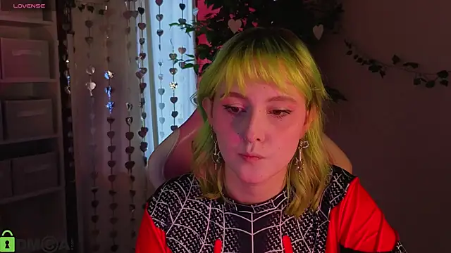 Snapshot of Roziett_Belle chatting on February 2026 09:08:01 AM Roziett Belle online show from February 2026 09:08:01 AM