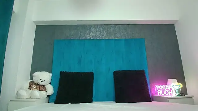 AnyaHappiness online show from February 2026 06:51:02 AM