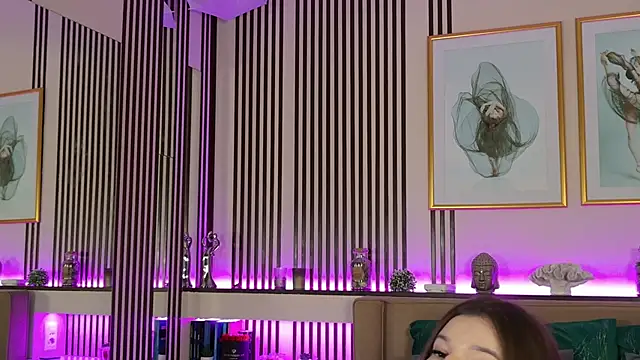 EmilyWess online show from February 2026 08:13:02 PM