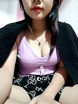 Snapshot of Ngocmai_lazdy chatting on February 2026 01:04:02 AM Ngocmai lazdy online show from February 2026 01:04:02 AM