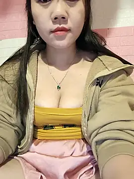 Snapshot of Ngocmai_lazdy chatting on February 2026 03:07:01 PM Ngocmai lazdy online show from February 2026 03:07:01 PM