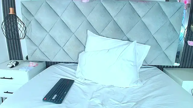 Real virgin Pussy online show from June 2026 01:36:01 PM