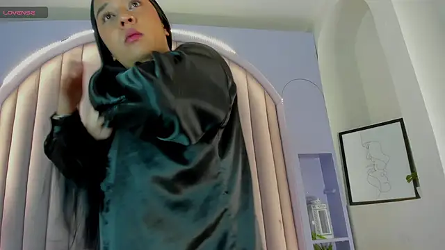 Snapshot of ChloeeMiller__ chatting on February 2026 11:50:02 AM ChloeeMiller online show from February 2026 11:50:02 AM