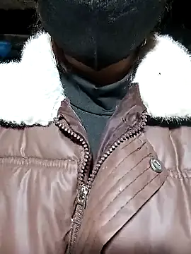 Snapshot of Bee_babie chatting on February 2026 02:23:01 PM Bee babie online show from February 2026 02:23:01 PM